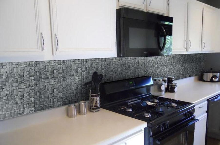 ROYAL080 Glass Mosaic 11.75"x 11.75"x 0.32"- sold by piece