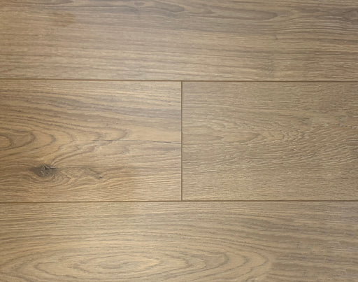 12mm Royaltech Honey Oak L9506 Laminate Flooring